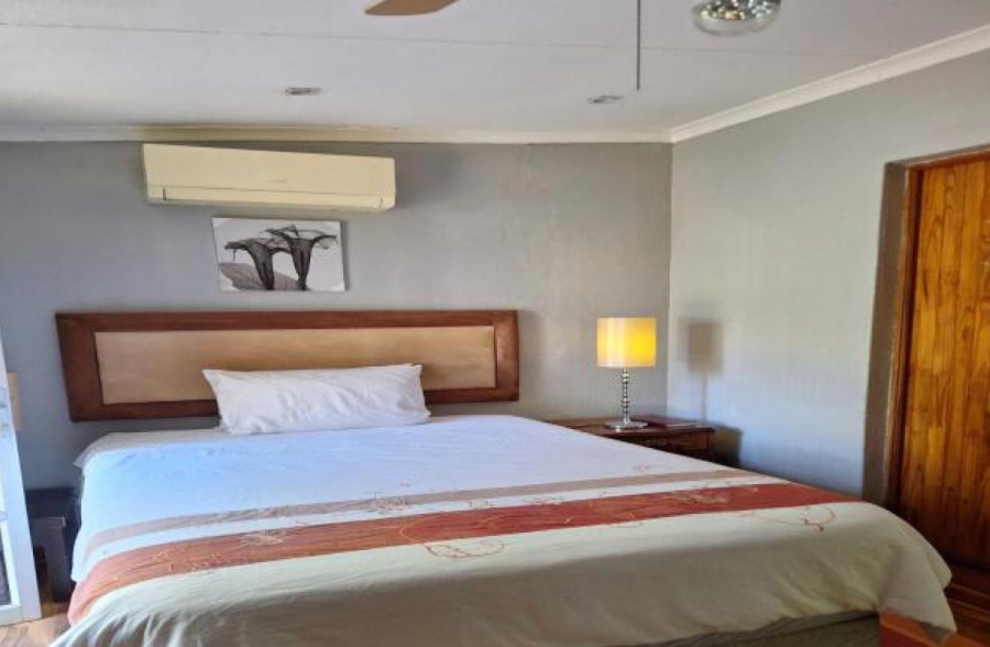 10 Bedroom Property for Sale in Kuruman Northern Cape